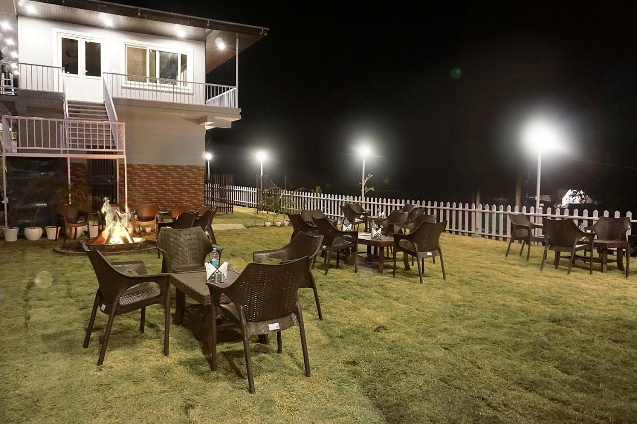 Sl Manor Hill Resort Mussoorie Kültér fotó